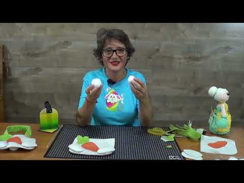 Bolsita zanahoria con patitas. Incluye moldes, caja de información. Yasna Pino. Casa Puchinni.
