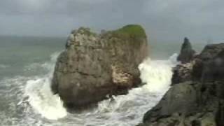 Cuando el cantábrico se cabrea Temporal desde Acantilados de Castro Urdiales I