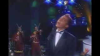 Video thumbnail of "Cristian Castro - Amor eterno (En vivo)"