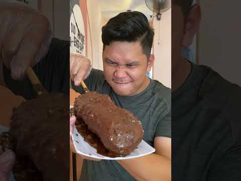 PUAS BANGET MAKAN CONRDOG COKLAT RAKSASA INI