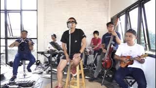 OJO PODO NELONGSO KERONCONG MODERN LIVE PAKSI BAND