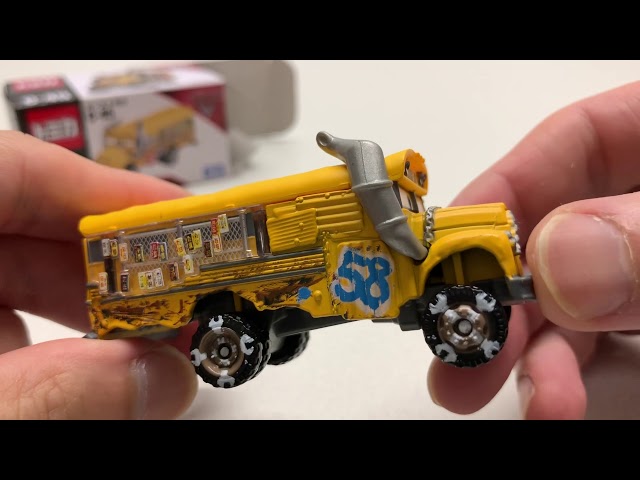 Cars 3 Toys - Miss Fritter Clash School Bus - トミカ カーズ