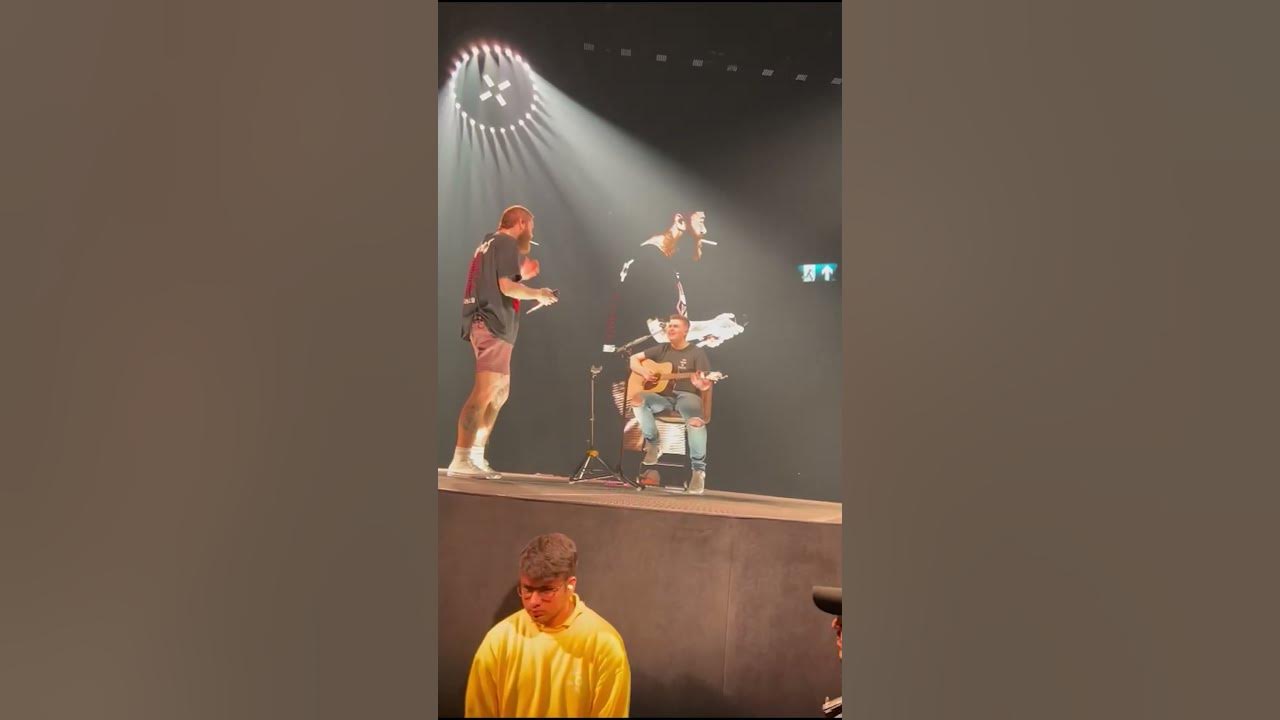 Post Malone Invites Fan To Guitar Session 🎸