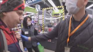 видео: Перекрёсток. Охранница хочет связать руки скотчем и приковать наручниками. Директор нападает. картинка: Перекрёсток. Охранница хочет связать руки скотчем и приковать наручниками. Директор нападает.