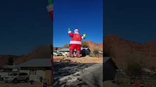 40FT Santa Surprises Neighborhood