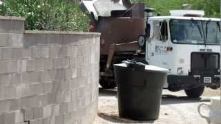 Tucson Alley Garbage Collection