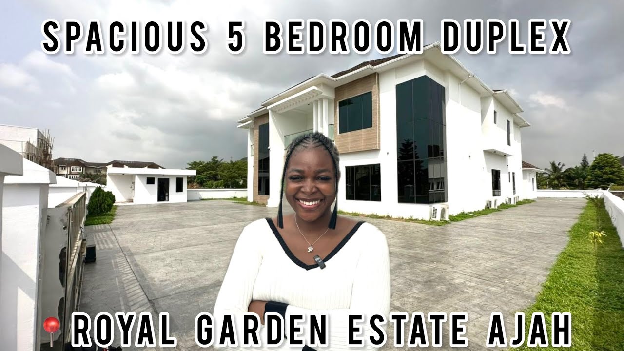 Просторный двухэтажный дом с пятью спальнями и двумя комнатами для прислуги в королевском саду Аджа.