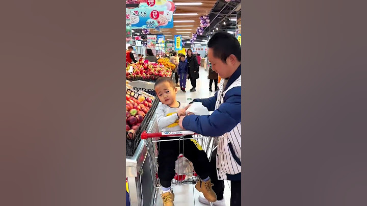 熊孩子逛超市，一眼没看到就吃上了！#Cute baby#Cute#呆萌小米宝#聪明宝宝#萌娃