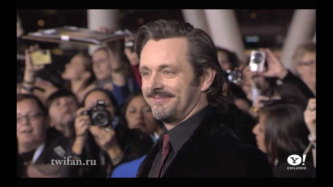 Breaking dawn part 2 premiere: black carpet