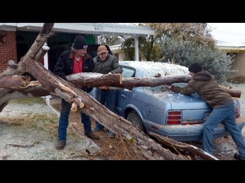 Winter storm threatens holiday travel boom