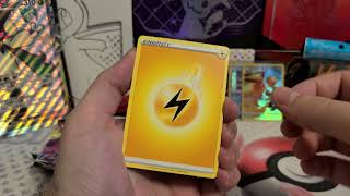 Pokemon Evolving Skies Booster Packs! Walgreens Tins are FIRE!?