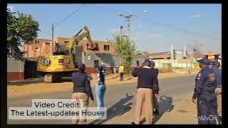Nigerian Builds an Illegal Apartment Building, Tshwane Mayor Destroys it