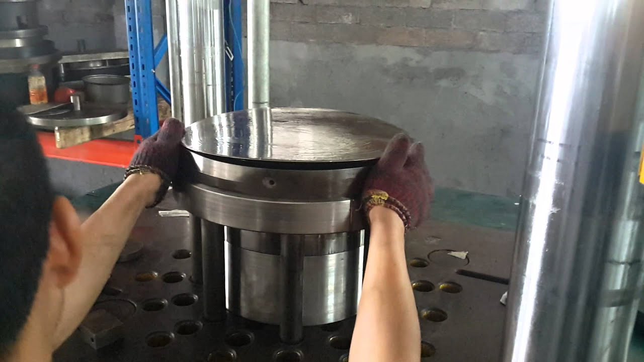 hydraulic youtube machine press YouTube  Deep drawing pan,fry pan for frying tons 200  Press Hydraulic