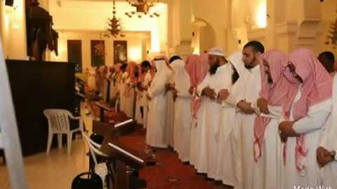 (يوم تبيض وجوه وتسود وجوه) تلاوة رائعة جداً للشيخ خالد الجليل 15/3/1438 هجري