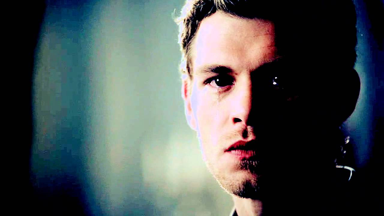 Klaus & Lydia | Under The Sheets