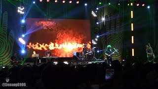 Payung Teduh - Angin Pujaan Hujan @ Synchronize Fest 2017 [HD]