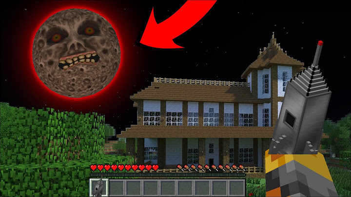 Minecraft DESTROY THE EVIL ALIEN MOON MOD / USE TECHGUNS TO DRESTROY THE MINIONS !! Minecraft Mods