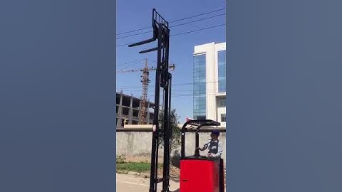 CAEL Electric Reach Truck seated or stand on 1.5T Height 4M