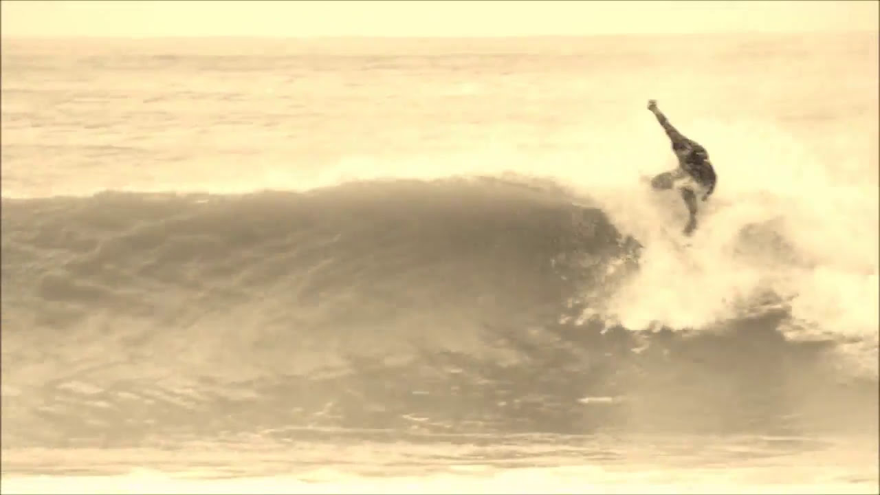 Southerly Flow, Te Awanga Point. High tide...14 July, 2013 YouTube