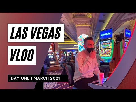 LAS VEGAS VLOG | Day 1 | Mandalay Bay | Seven Magic Mountains | Primm | Terribles Roadhouse