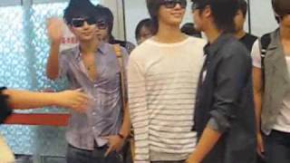 090627 SS501 in Taiwan Taoyuan Airport