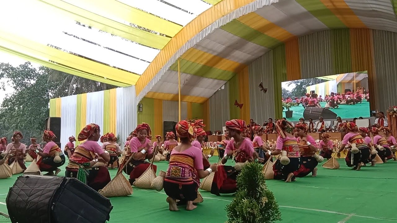 Fwi Lwgw Par Nang || 100 Girls Performed || Rabha Cultural Dance