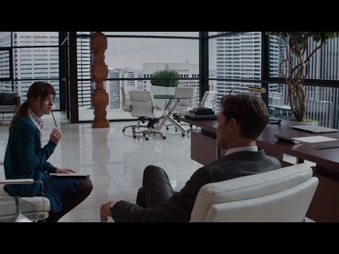 Кадры из фильма Пятьдесят оттенков черного