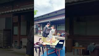 9/13（土）石川県小松市金平町徳田八十吉陶房で「第二回健康長寿のための中国茶会」が開催されました。一席めは奇跡的に晴れた陶房裏郷谷川ほとりで「白牡丹」白茶をいただきました。暑さも柔らぎ最高でした‼️