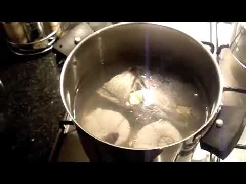 Vídeo: Como Preparar Sopa De Peixe Ruff