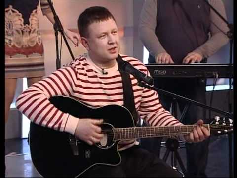 Розы красные Сергей Сухачёв слушать онлайн на Яндекс Музыке