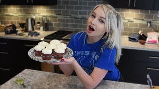 Jessick Bakes Red Velvet Cupcakes by Jessick 24,710 views 5 years ago 9 minutes, 5 seconds