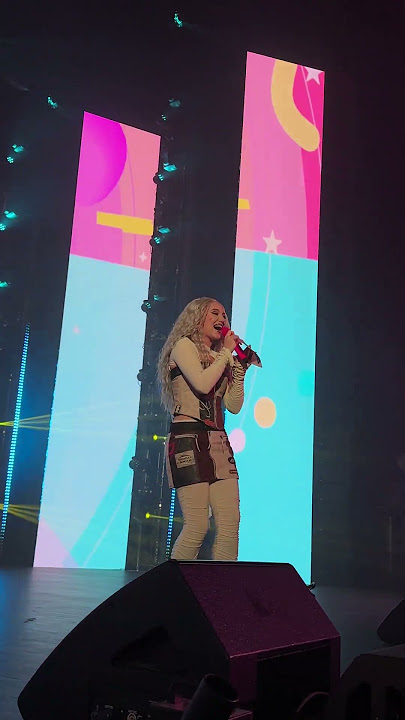 MIA BOYKA - Ананас Адидас