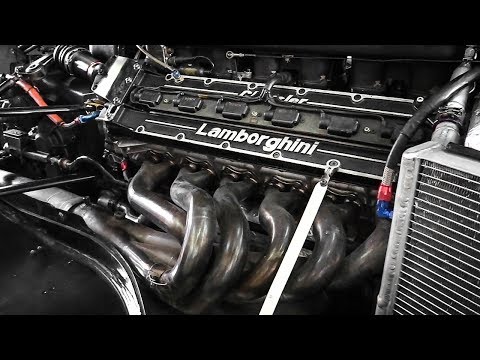 minardi-m192-f1-car-warming-up-its-lamborghini-v12-engine!