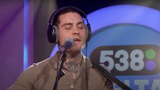 Douwe Bob - A Face In The Crowd (Tom Petty cover) Evers &amp; Co Radio 538