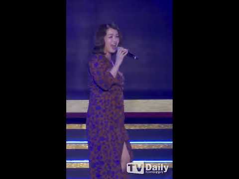 [TD직캠] 정미애(JEONG MI AE), 화려한 무대 매너 ‘건배’