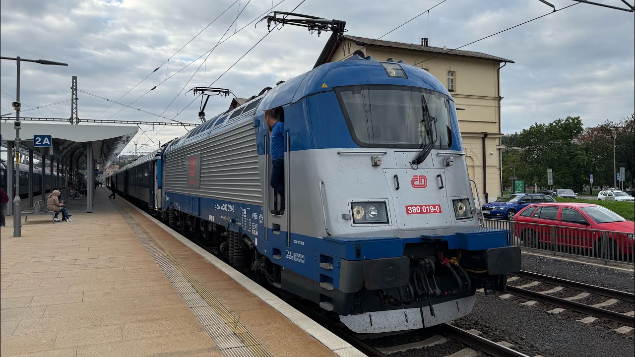 Česke Drahy 193, 380 & 743 passenger locos - 27/9/25