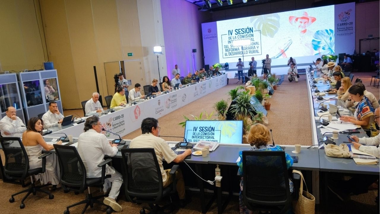 Emergencia por lluvias en Colombia, aseguramos recursos inmediatos y reconstrucción estructural