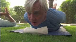 Francis does yoga! | Francis Brennan's Grand Indian Tour | RTÉ One