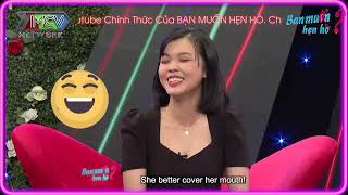 Mẹ chồng tương lai cười tít mắt vì con trai ôm hôn nàng dâu hài hước trên Bạn Muốn Hẹn Hò 2023