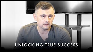 Why 'Being Yourself' is the Ultimate Niche  Gary Vaynerchuk Motivation