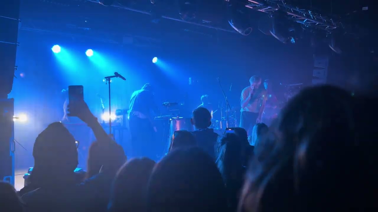 Good Neighbours- Keep it Up - 18/2/26 - @wearegoodneighbours. 