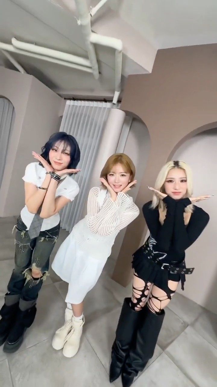 HANA official - YouTube