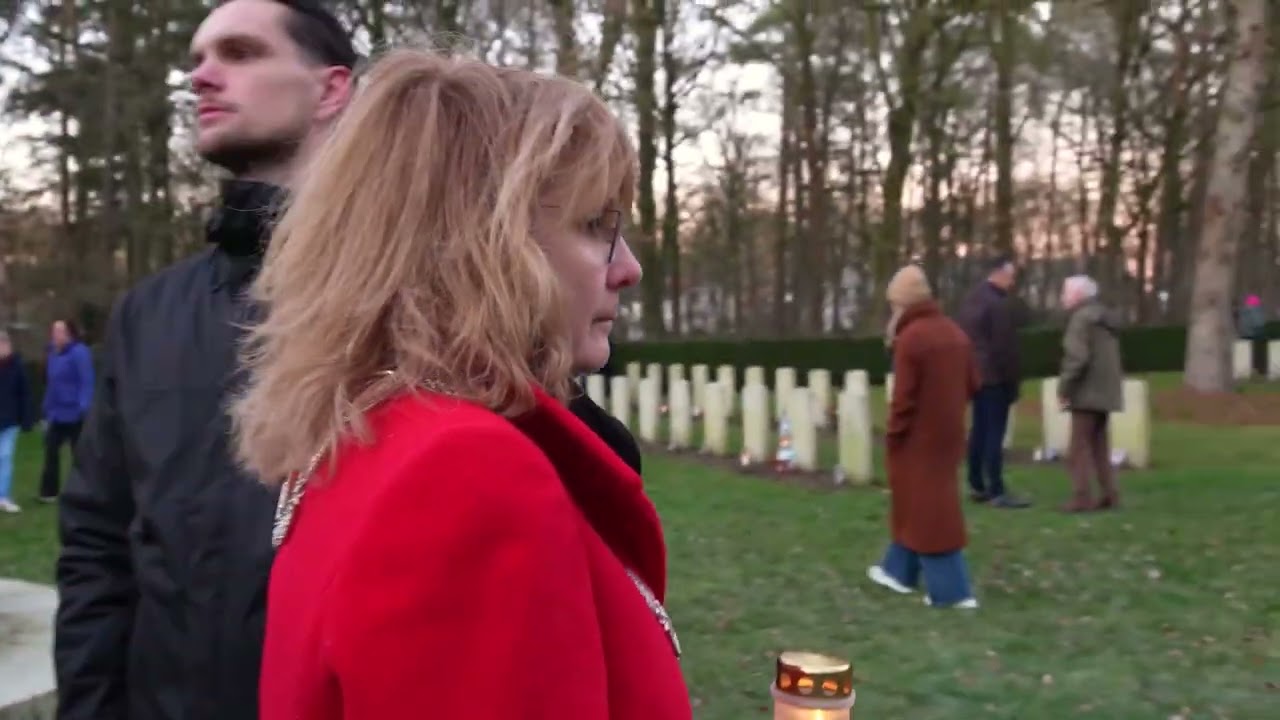 Unieke geluidsopname gesneuvelde Britse militair te horen op Overloon War Cemetery