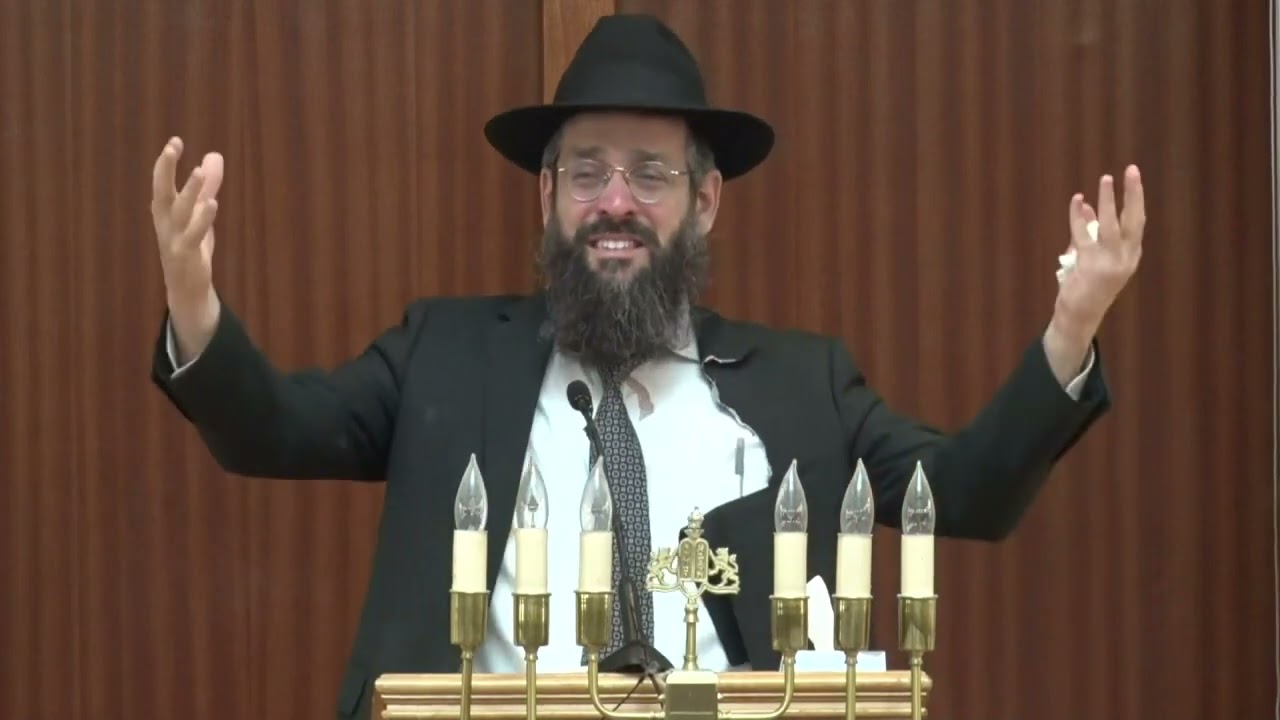 Levaya of Rav Yechiel Perr זצ״ל: Rav Avrumi Perr (11 of 12)