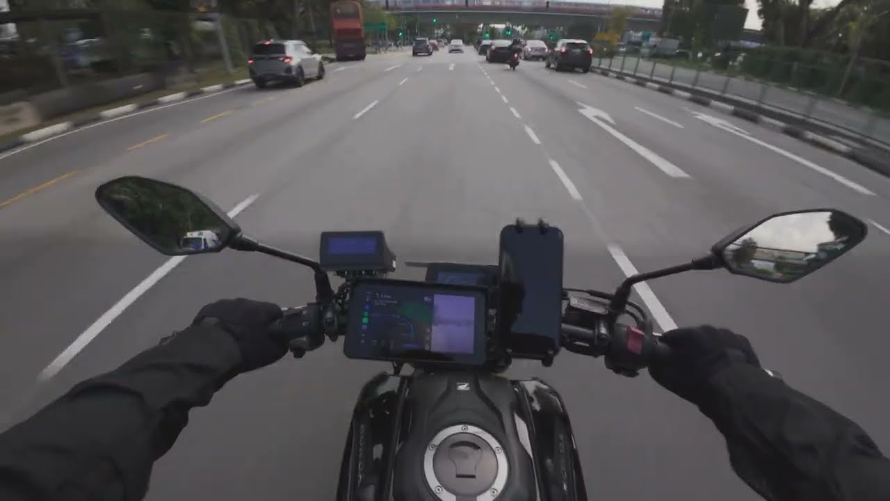 CHILL EVENING RIDE | CB150R | SINGAPORE