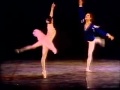 Miniature de la vidéo de la chanson Pas De Deux