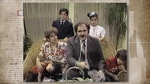 1987 Abdal Bucaram, Junto a su Familia,  Anuncia S...