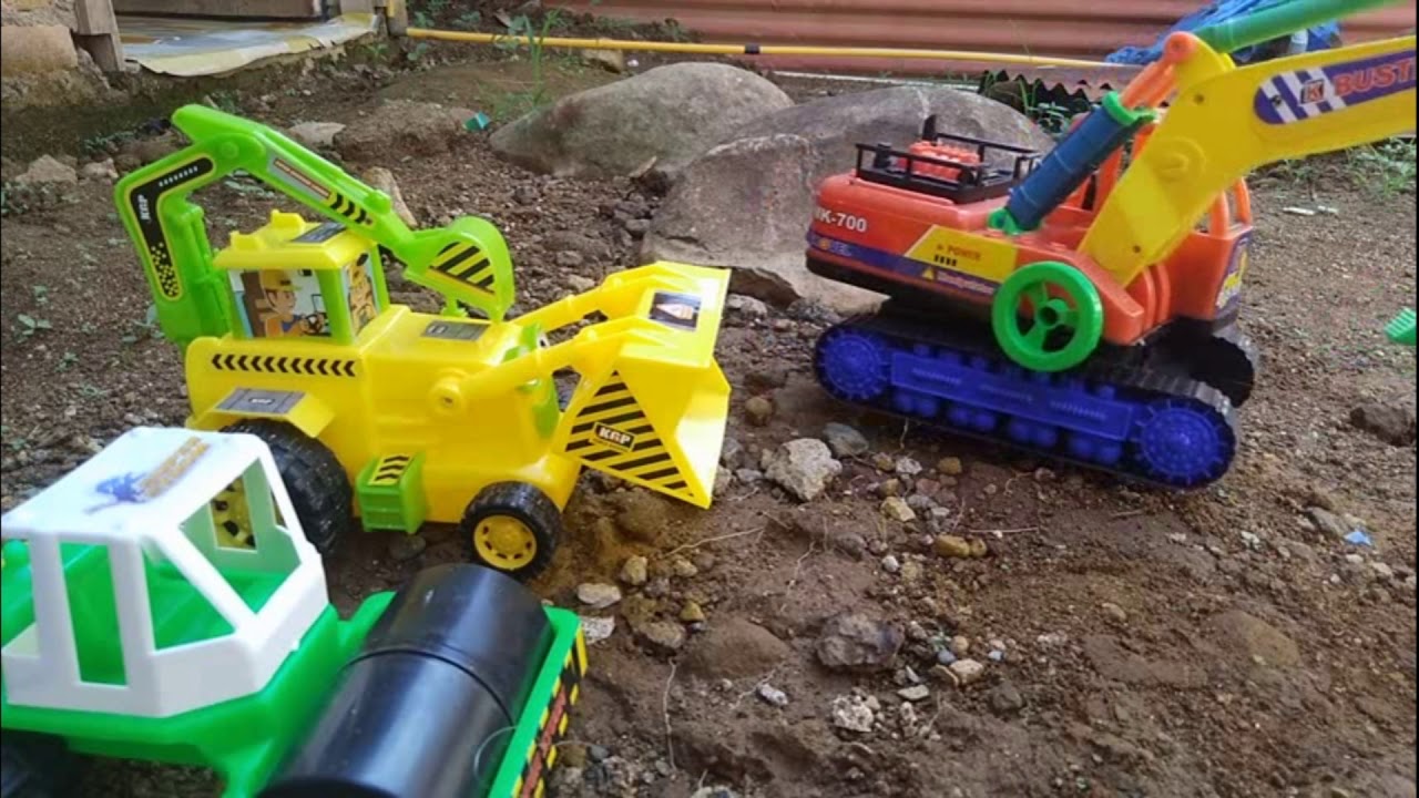  Truk  pasir  exkavator mobil kontruksi safe tank baja toys 