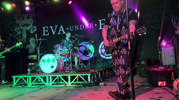 Eva Under Fire - Give Me a Reason live 08/11/23