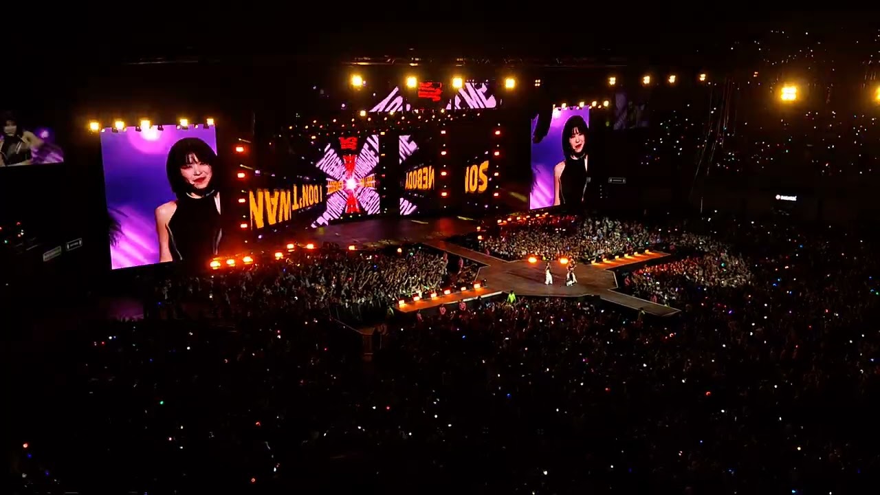 WANNABE - ITZY [Music Bank in Mexico] 231022